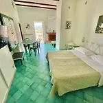 Florenza Apartahotel 3*