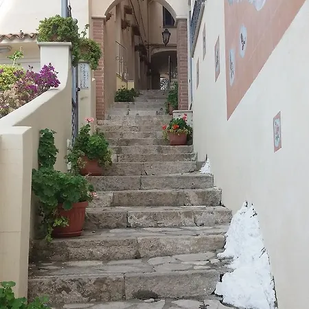 Florenza アパートホテル 3*